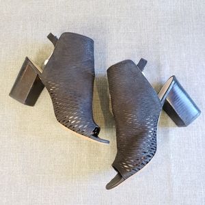 Vince Camuto Leather Nubuk Sandal Heel Shoe